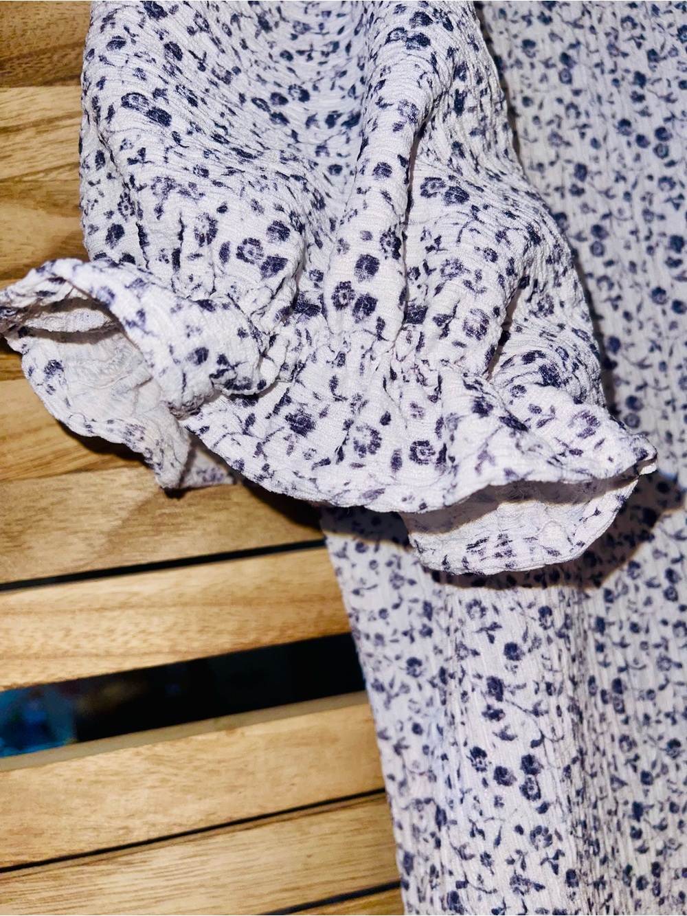 Dokotoo Relaxed Coquette Cottagecore Blue and White Floral Puff-Sleeve Top L - Picture 4 of 11